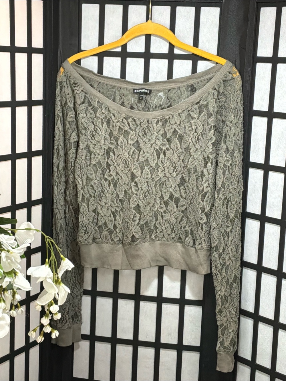 Express Olive Green Floral Lace Scoop Neck Crop Top Women’s M Boho Spring